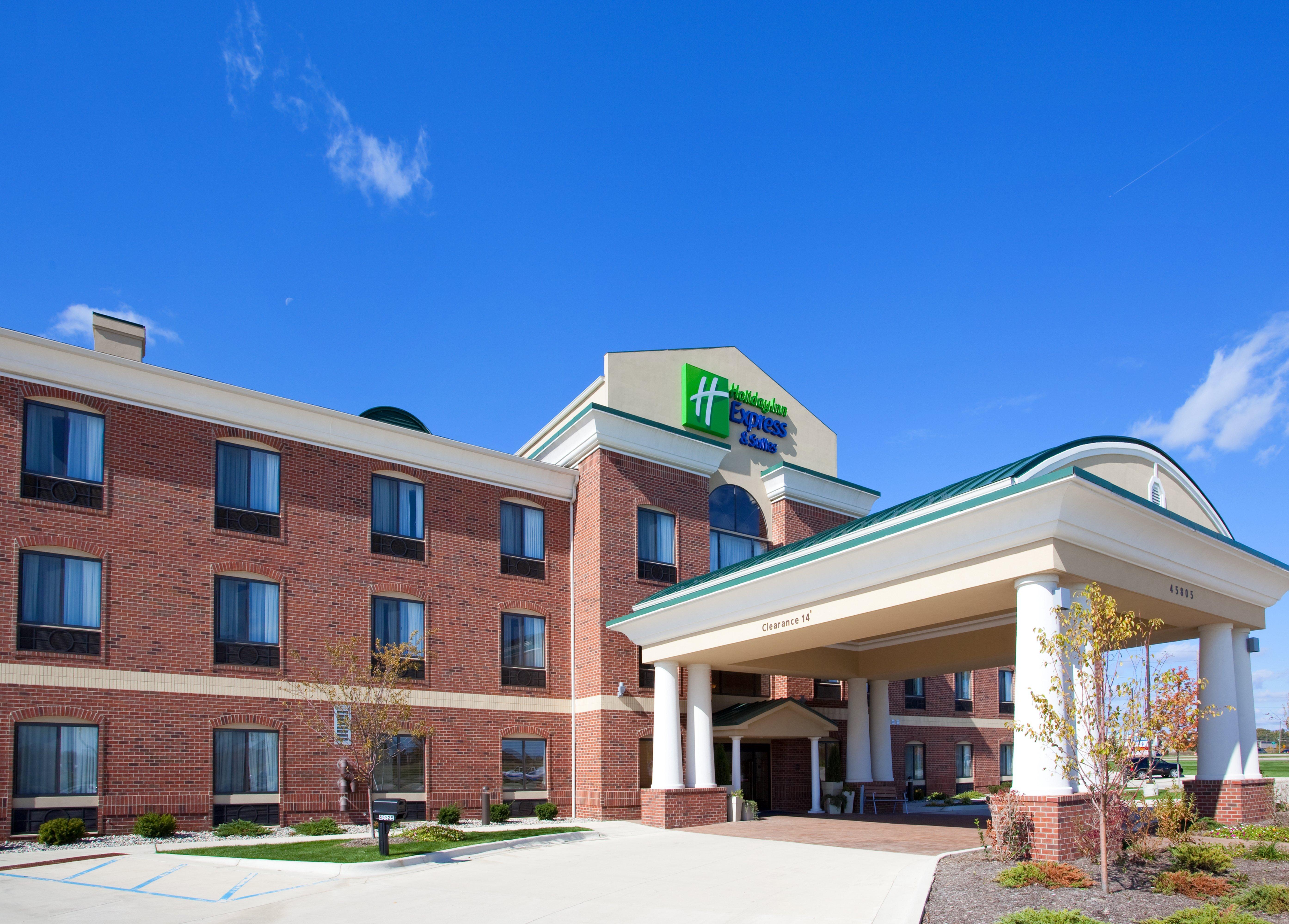 Holiday Inn Express Hotel & Suites Chesterfield - Selfridge Area, An Ihg Hotel Exterior foto